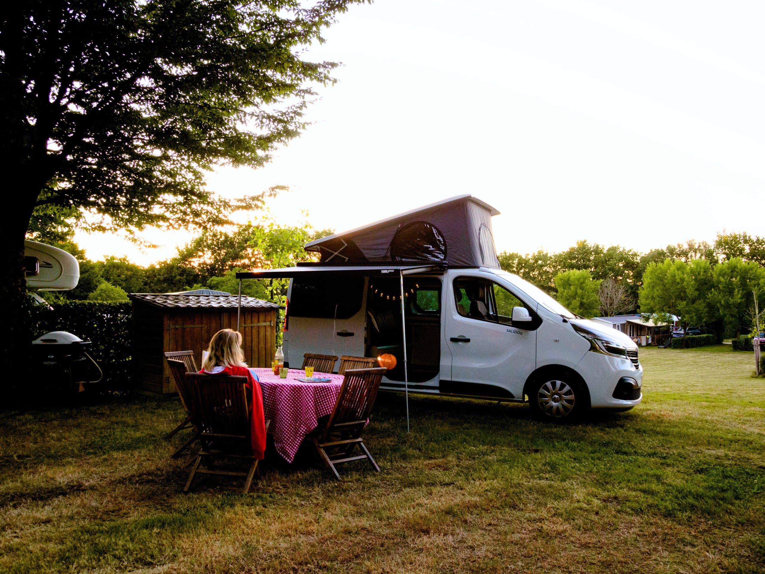 Camping La Garangeoire - Emplacement Castels Premium